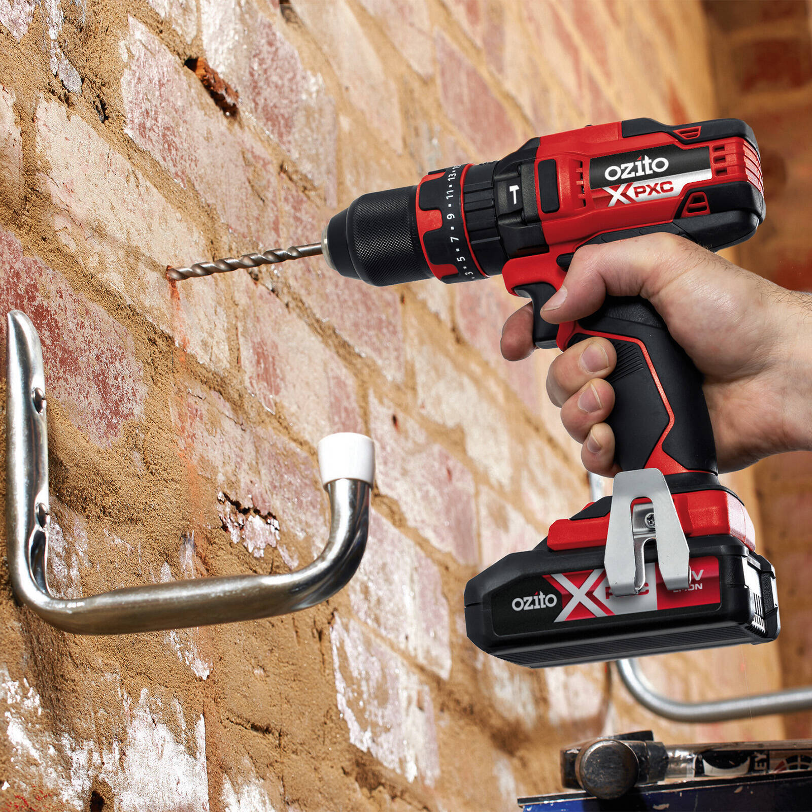 Ozito PXC 18V Cordless Hammer Drill Kit PXHDK-250