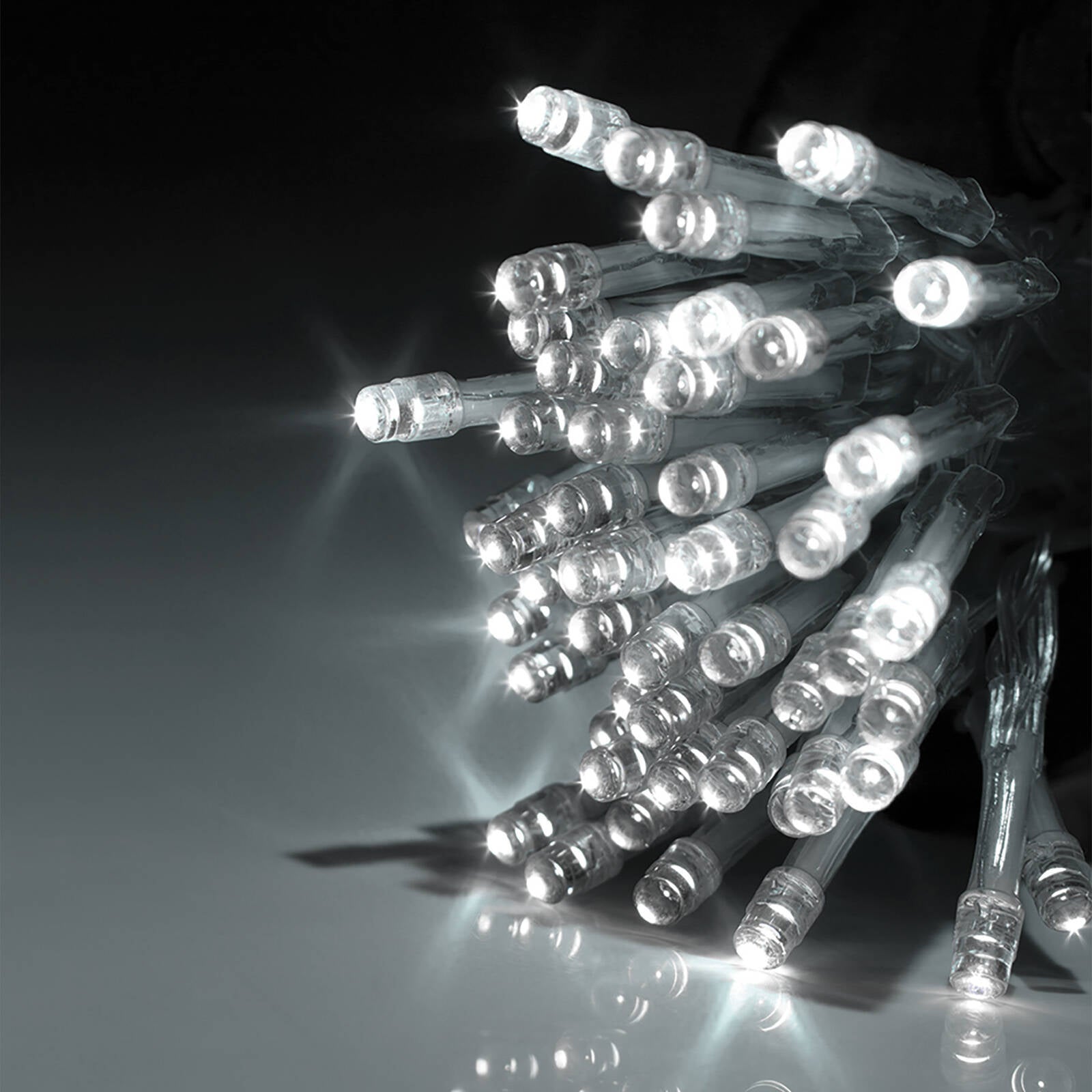 Lytworx 4.95m 100 Cool White LED Battery Operated Fairy Lights IP20 58230