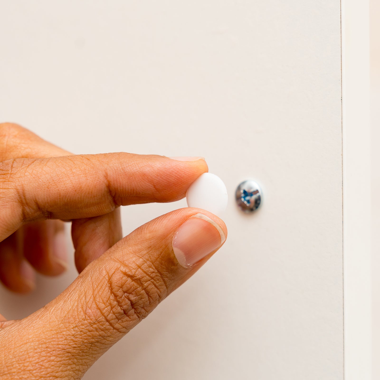 Taskmaster 10mm White Screw Caps Plastic 250 Pack