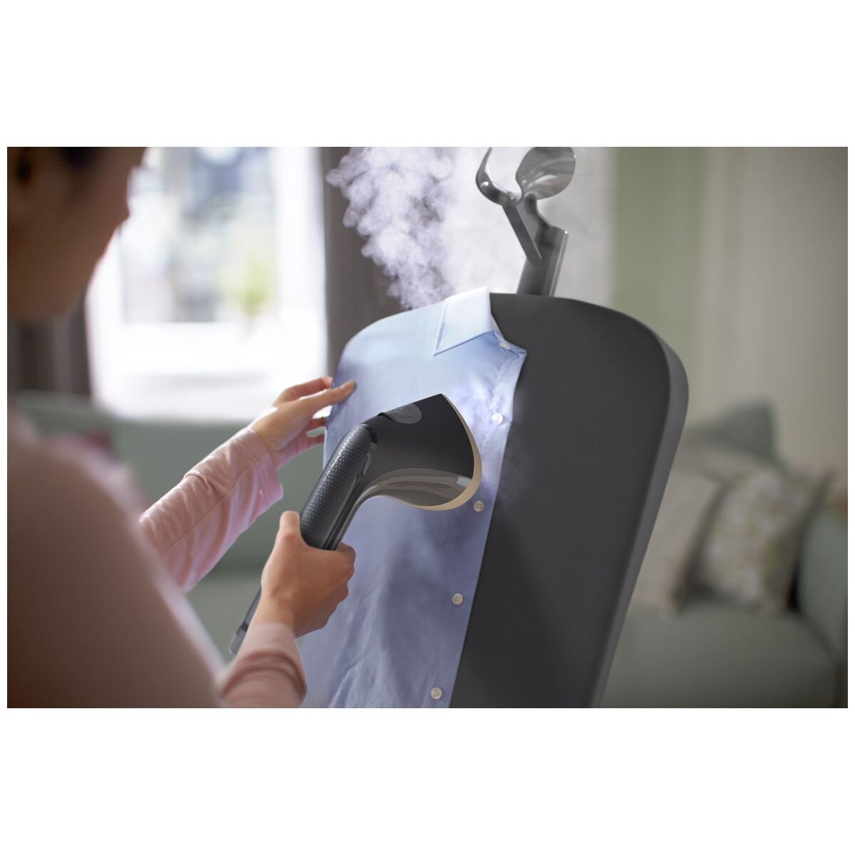 Philips 3000 Series stand garment steamer - 2000W, 2L tank, tilting StyleBoard, black - STE3170-80