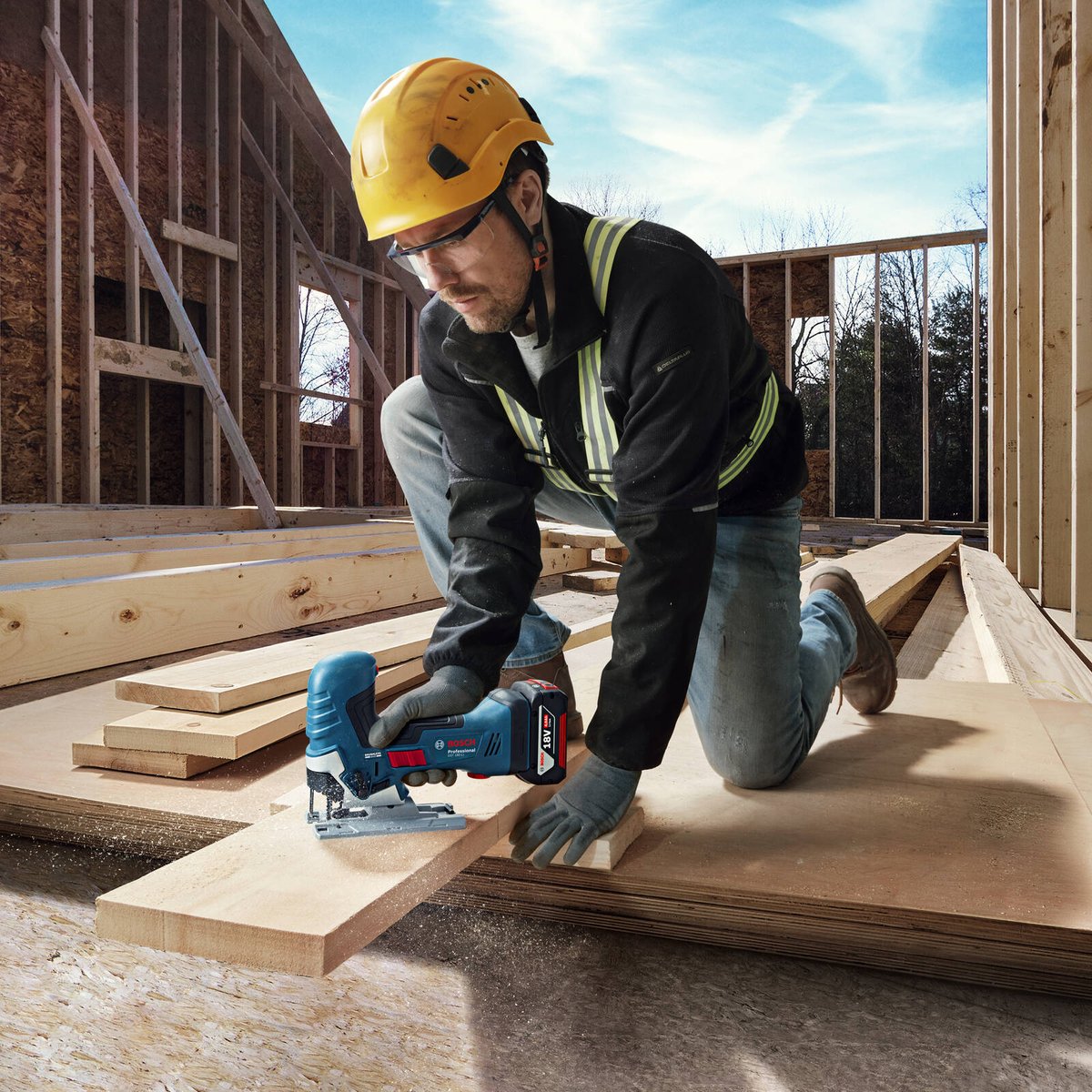 Bosch Professional 18V Cordless Jigsaw GST 18V-125 B - Skin Only, Bow Handle