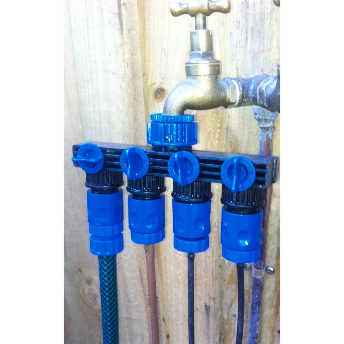 Ladco 6mm Click Poly Irrigation Tube Connector, No Punch-and-Barb Fitting