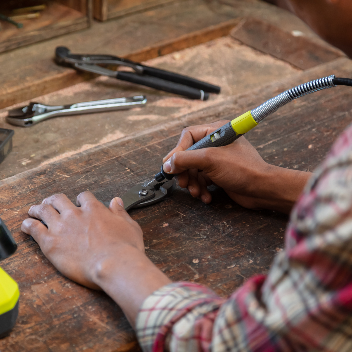Ryobi 16 Piece Carving and Engraving Set - 38mm x 1mm - Versatile Tool Kit - SuperSaverAU - view 5