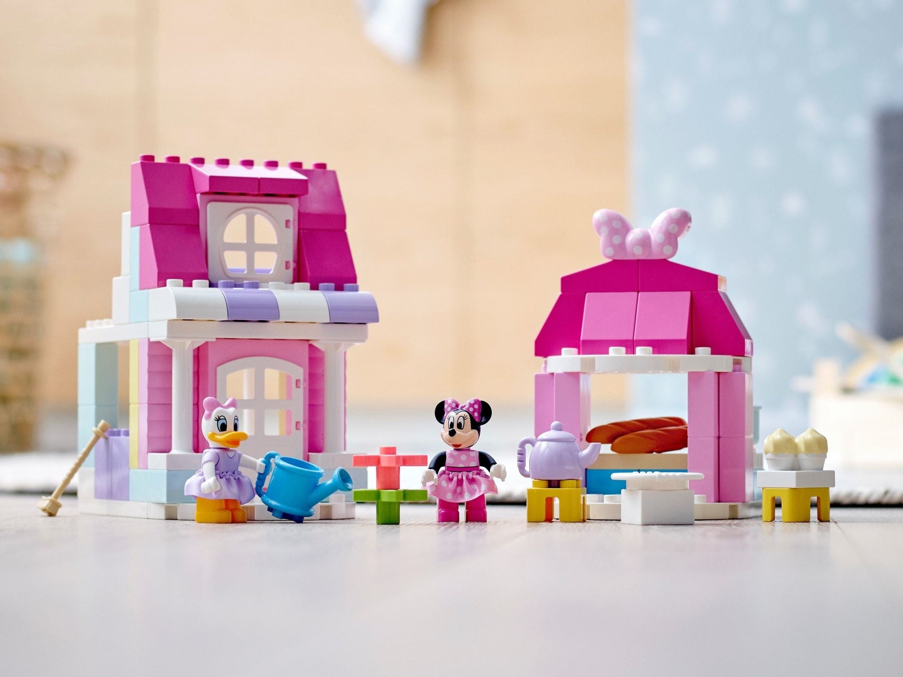 LEGO 10942 Minnie's House & Cafe: DUPLO Disney Fun - SuperSaverAU - view 5