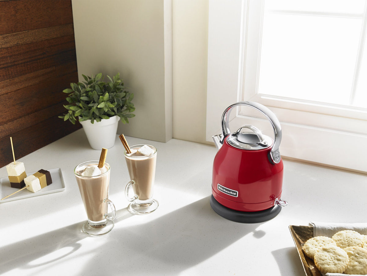 KitchenAid Electric Kettle 1.25L - Empire Red, 2200W, Stainless Steel Body, 360 Degree Base - 5KEK1222AER