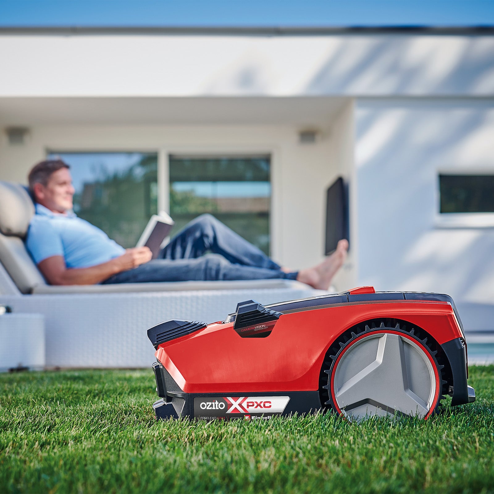 Ozito PXC 18V Brushless Freelexo CAM Robot Lawn Mower 4.0Ah Kit PXRLMK-500