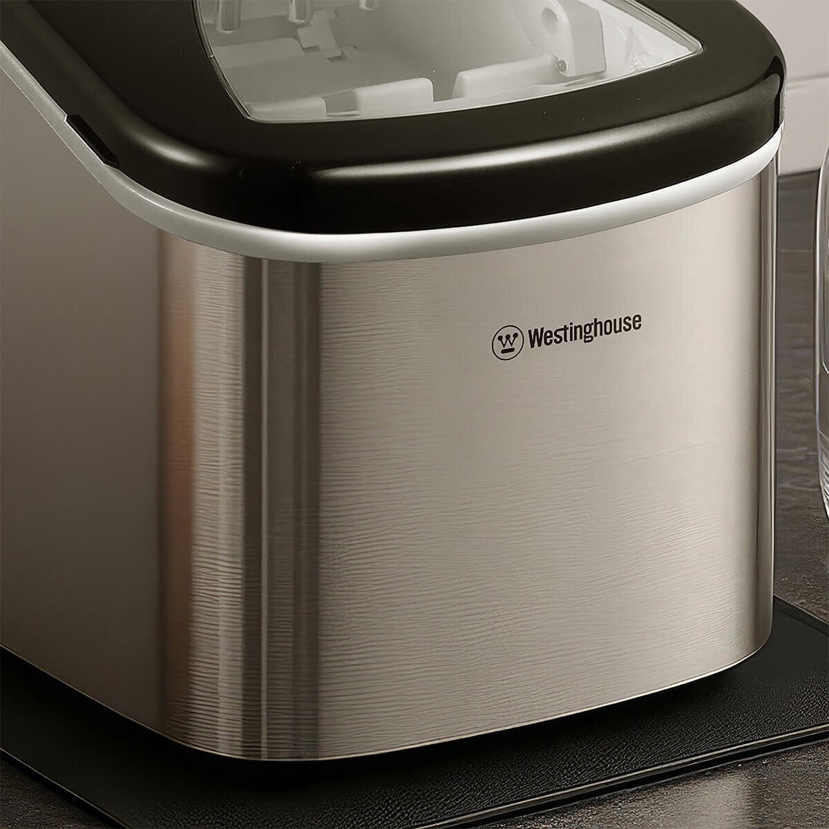Westinghouse 1.3L portable ice maker - stainless steel - small or large bullet-shaped cubes - WHIM01SS