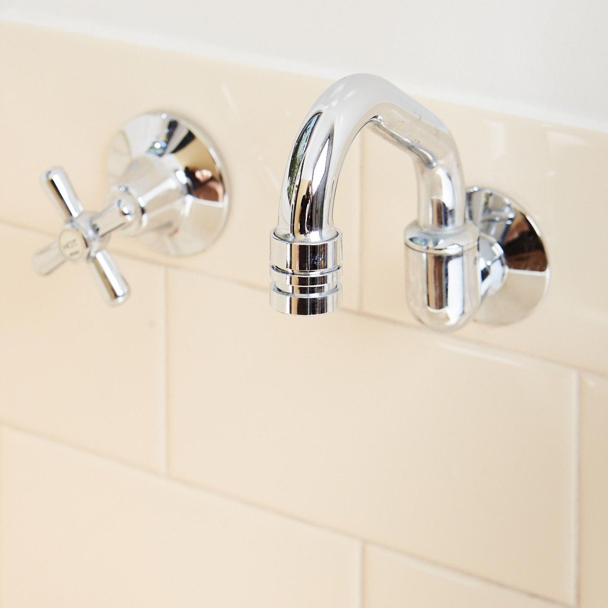 Pope Indoor Tap Adaptor - Metal & ABS Plastic, 12mm Hose Connection, Indoor Use