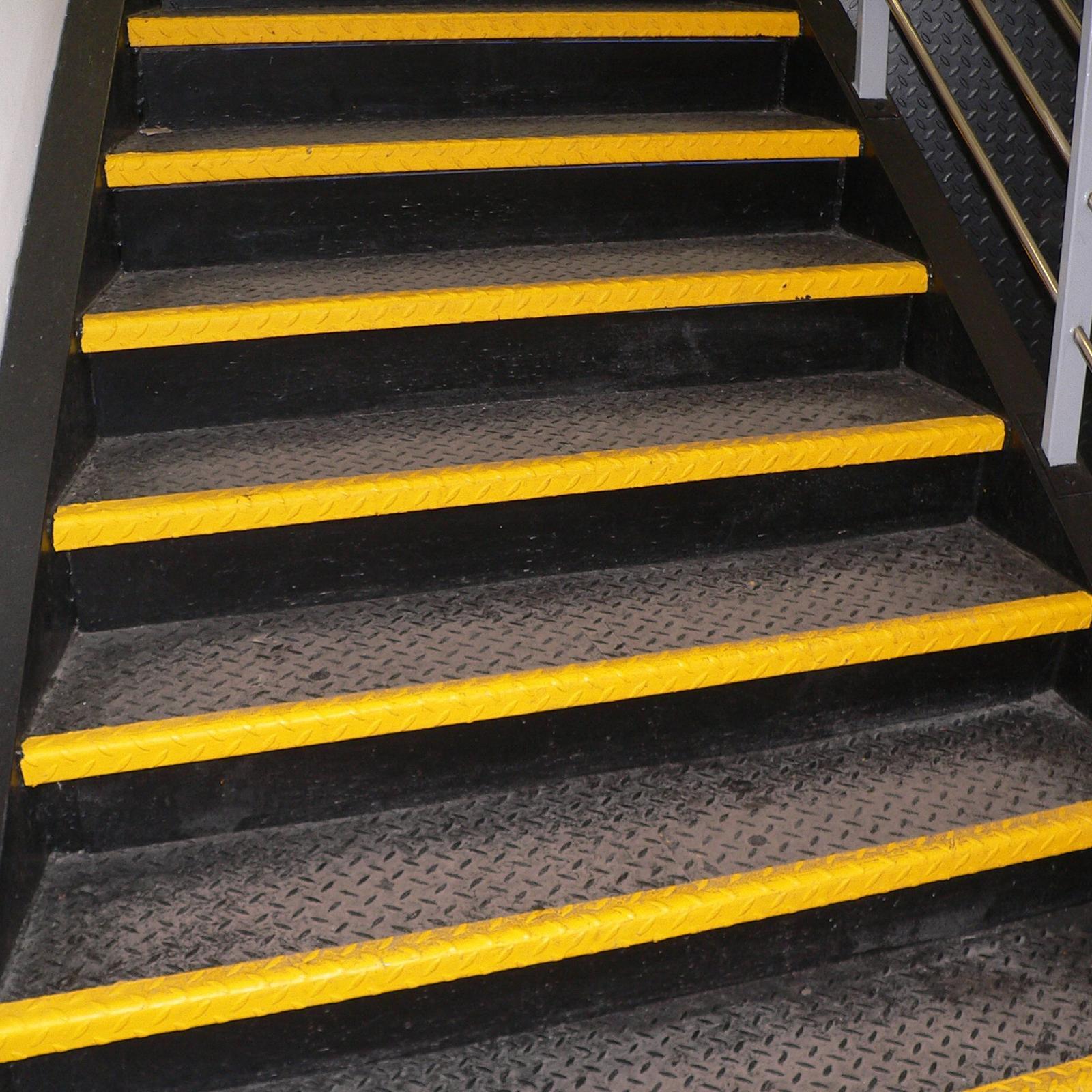 Dy-Mark 1L Yellow TreadRite Slip-Resistant Paving Paint, Brush On