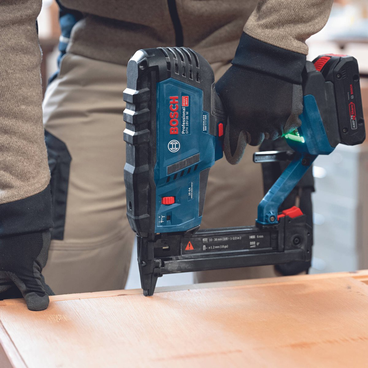 Bosch 18V Professional Cordless Wood Stapler Skin Only GTH 18V-38 M