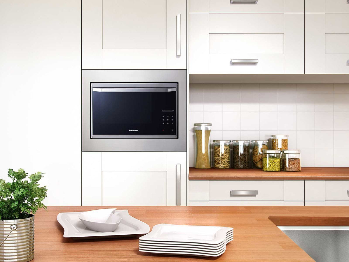 Panasonic microwave trim kit - Stainless Steel finish - Suits NNGD682S, NN-ST67JSQPQ and NN-ST665B - NNTK612G