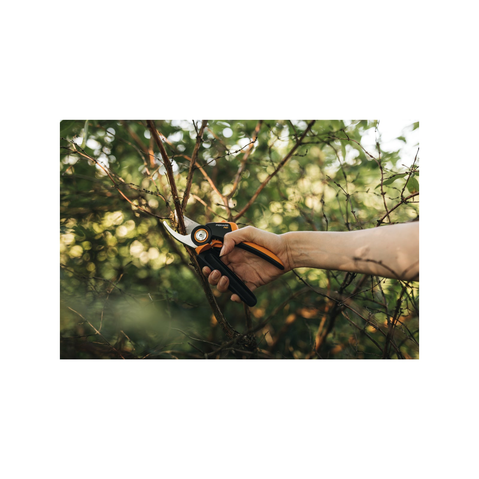 Fiskars Powergear Bypass Pruner Stainless Steel 20mm Max Cut