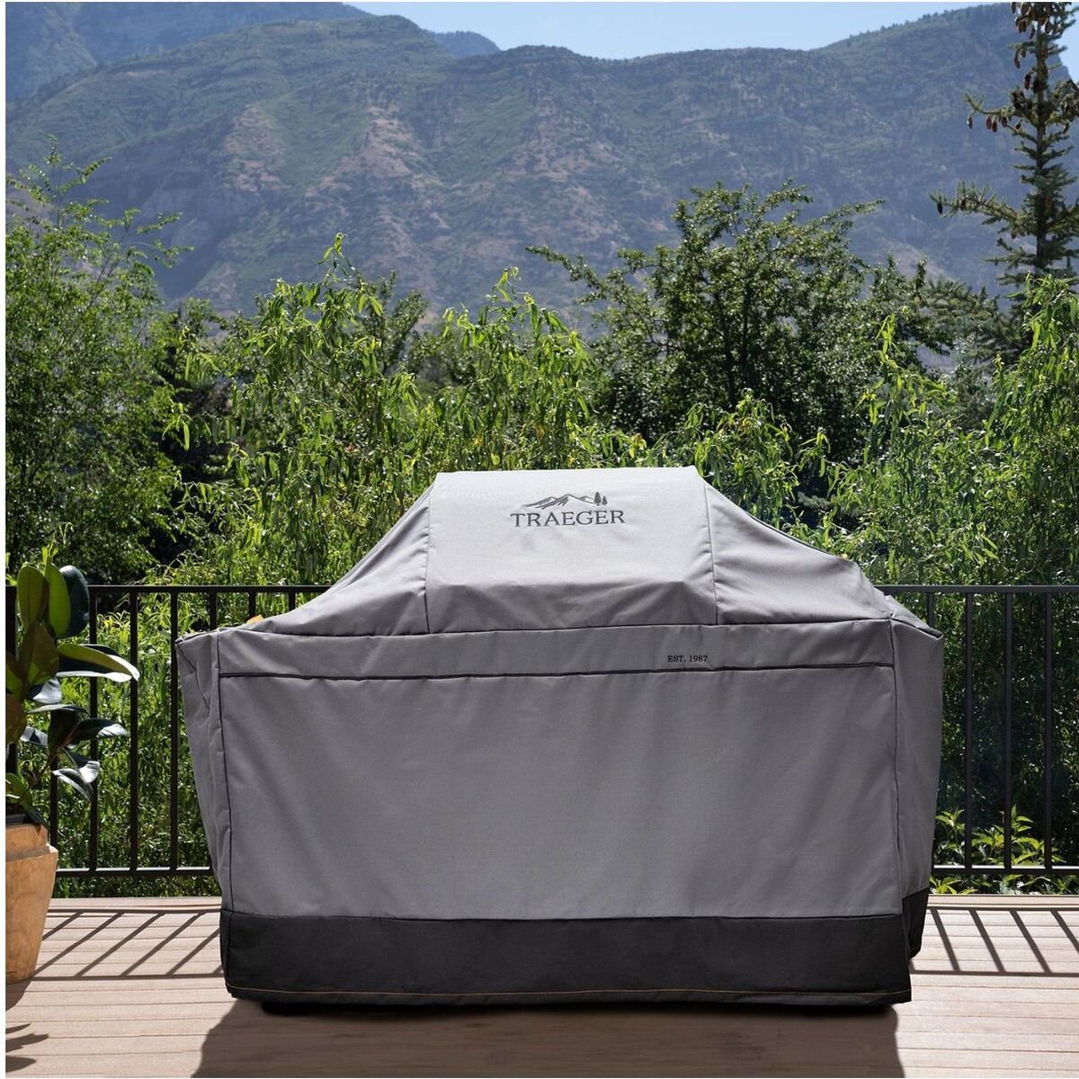 Traeger Ironwood XL Full Length BBQ Cover - All-Weather, Zippered Panel, Grey - BAC691