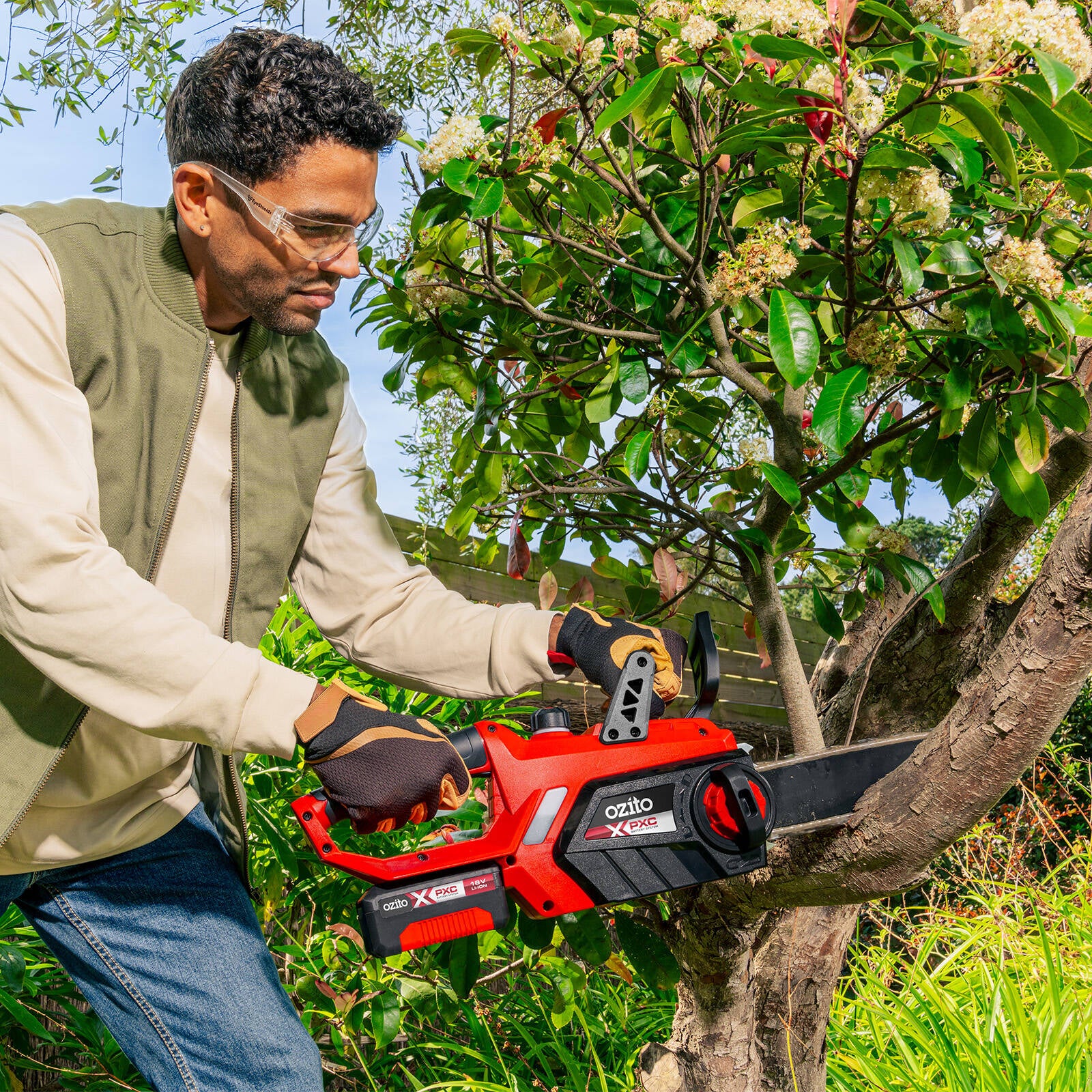 Ozito PXC 18V 250mm 10" Cordless Chainsaw Skin Only PXCSS-1825