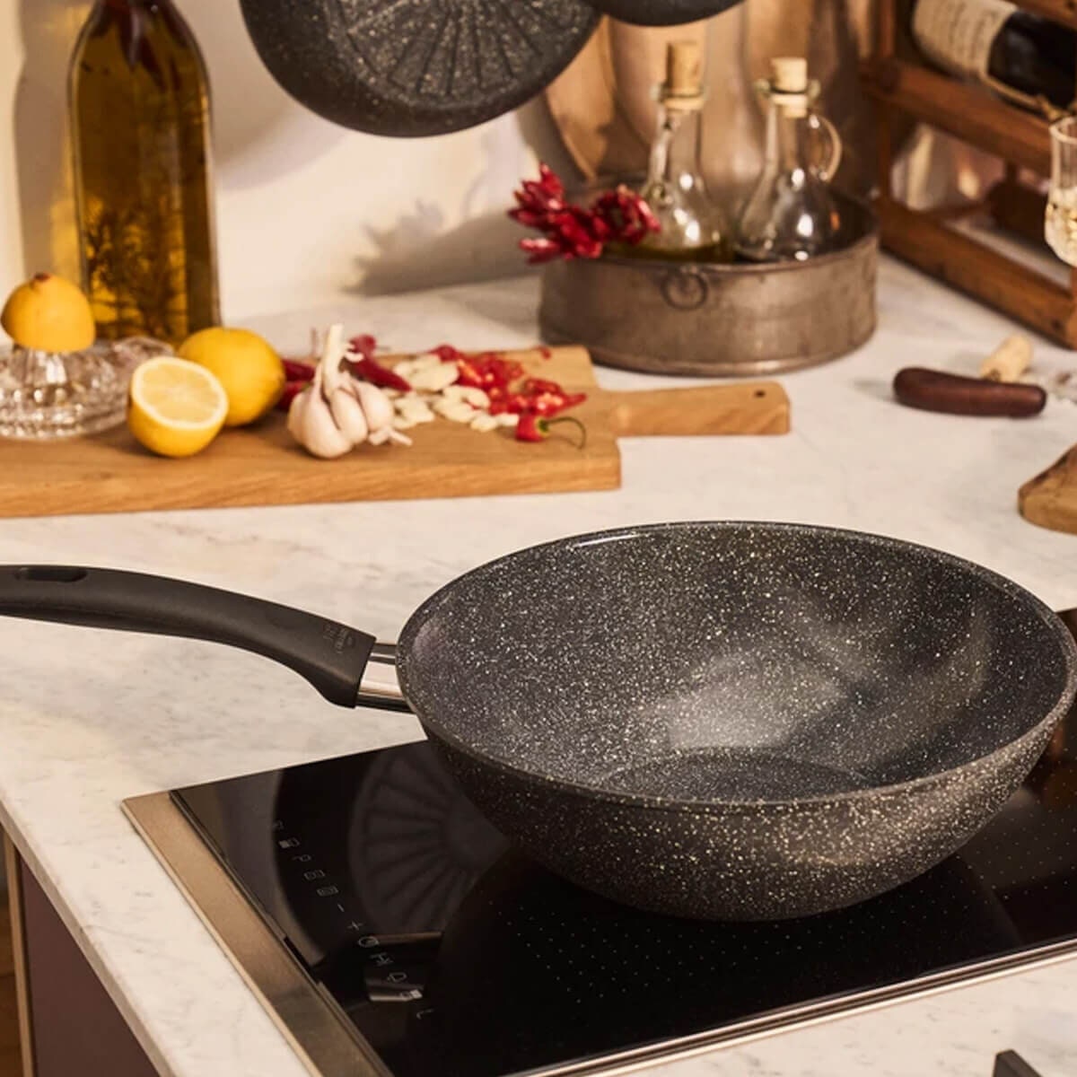 Ballarini Vipiteno Ceraforce 28cm ceramic non-stick wok - PFAS-free, radiant induction base - 67334