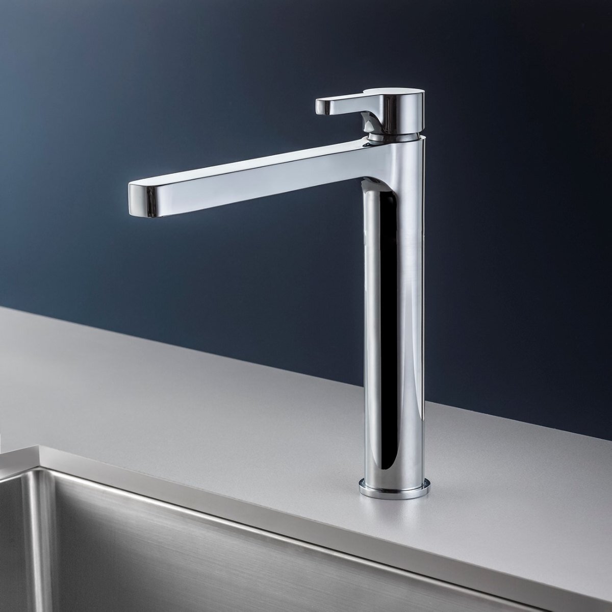 Rogerseller mixer tap - chrome brass - 360 degree swivel outlet - German brass cartridge - 36060036201