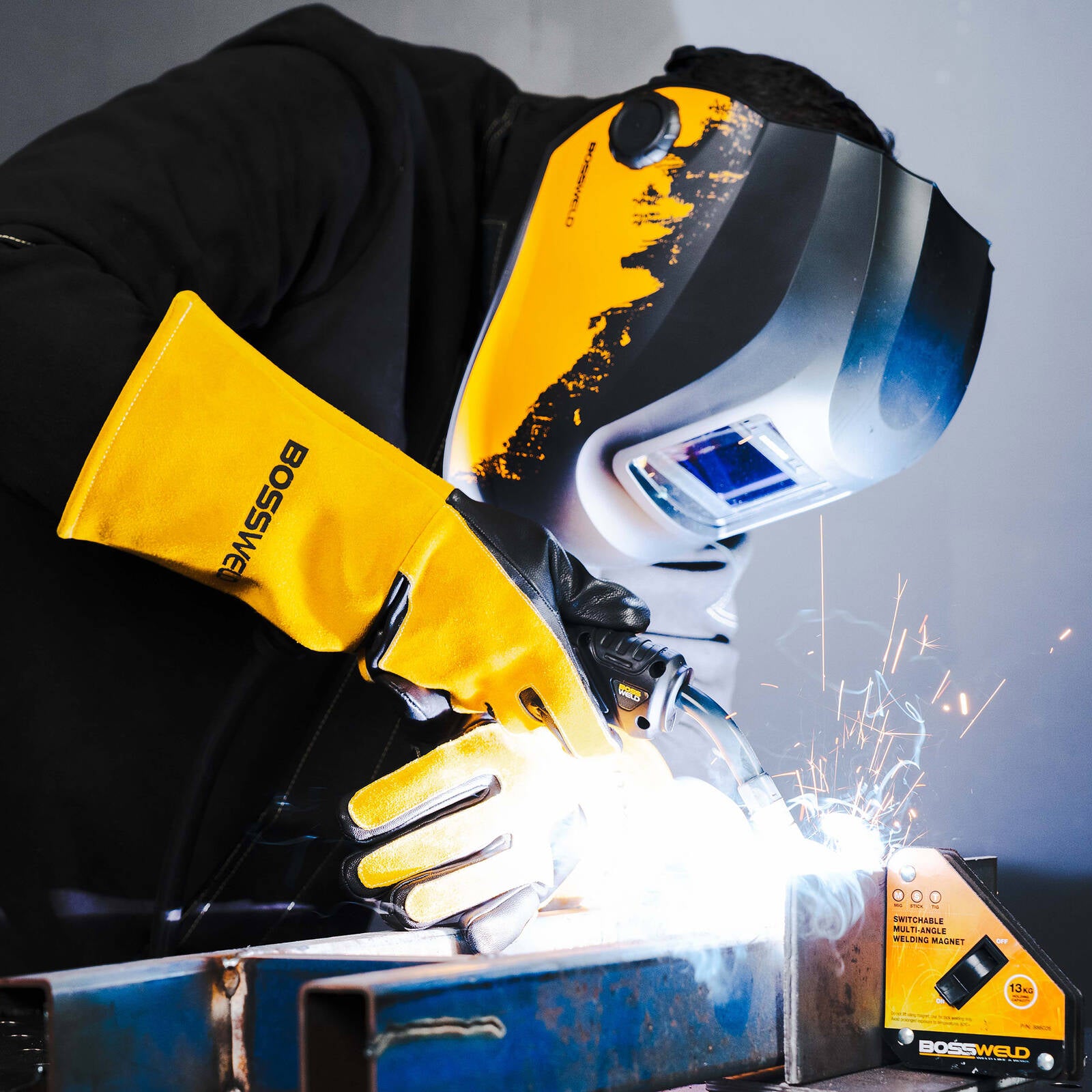 Bossweld VX-2 Crew Variable Shade Auto-Darkening Welding Helmet 710200