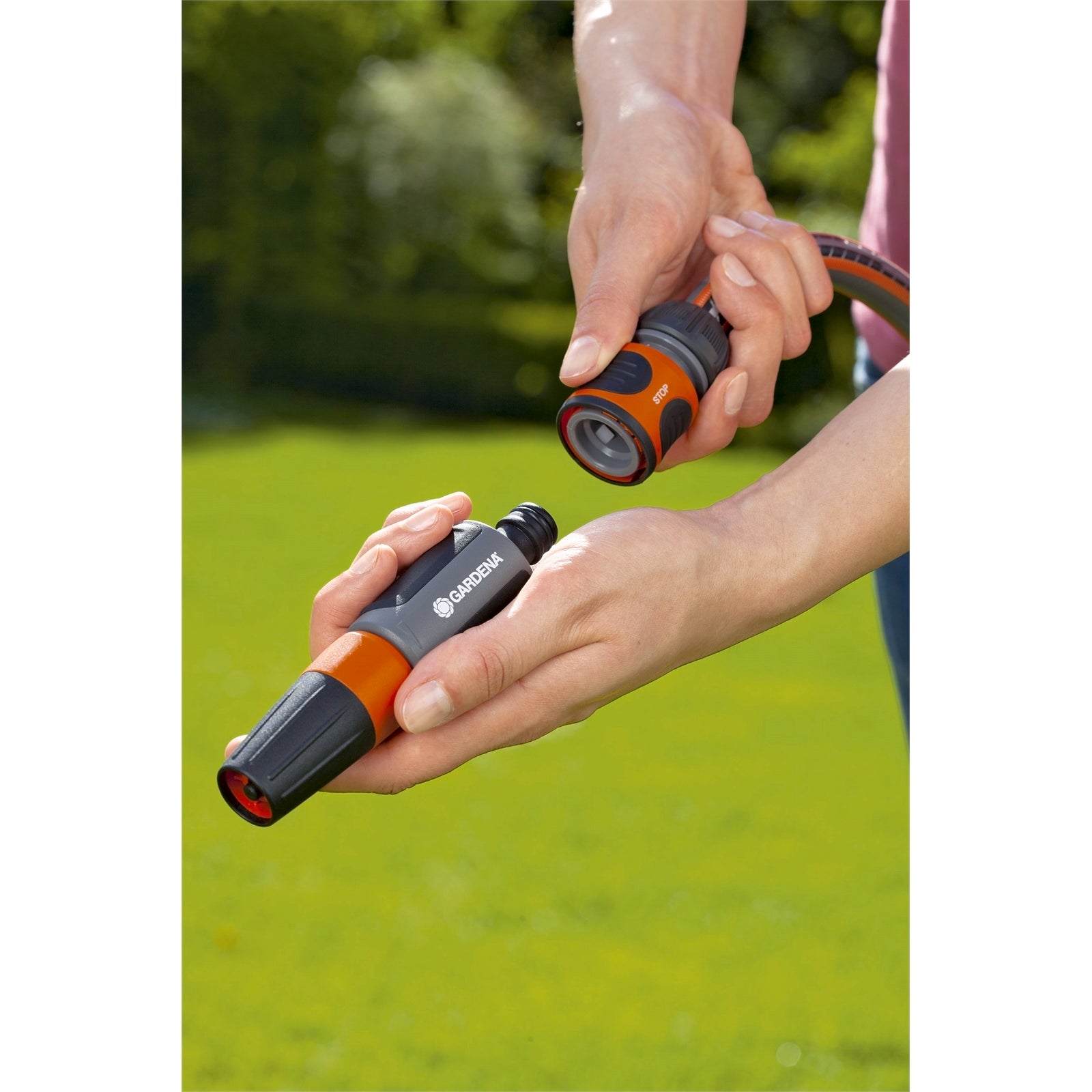 GARDENA 13mm Basic Hose Set, Adjustable Spray Nozzle, Connectors, 1000kPa
