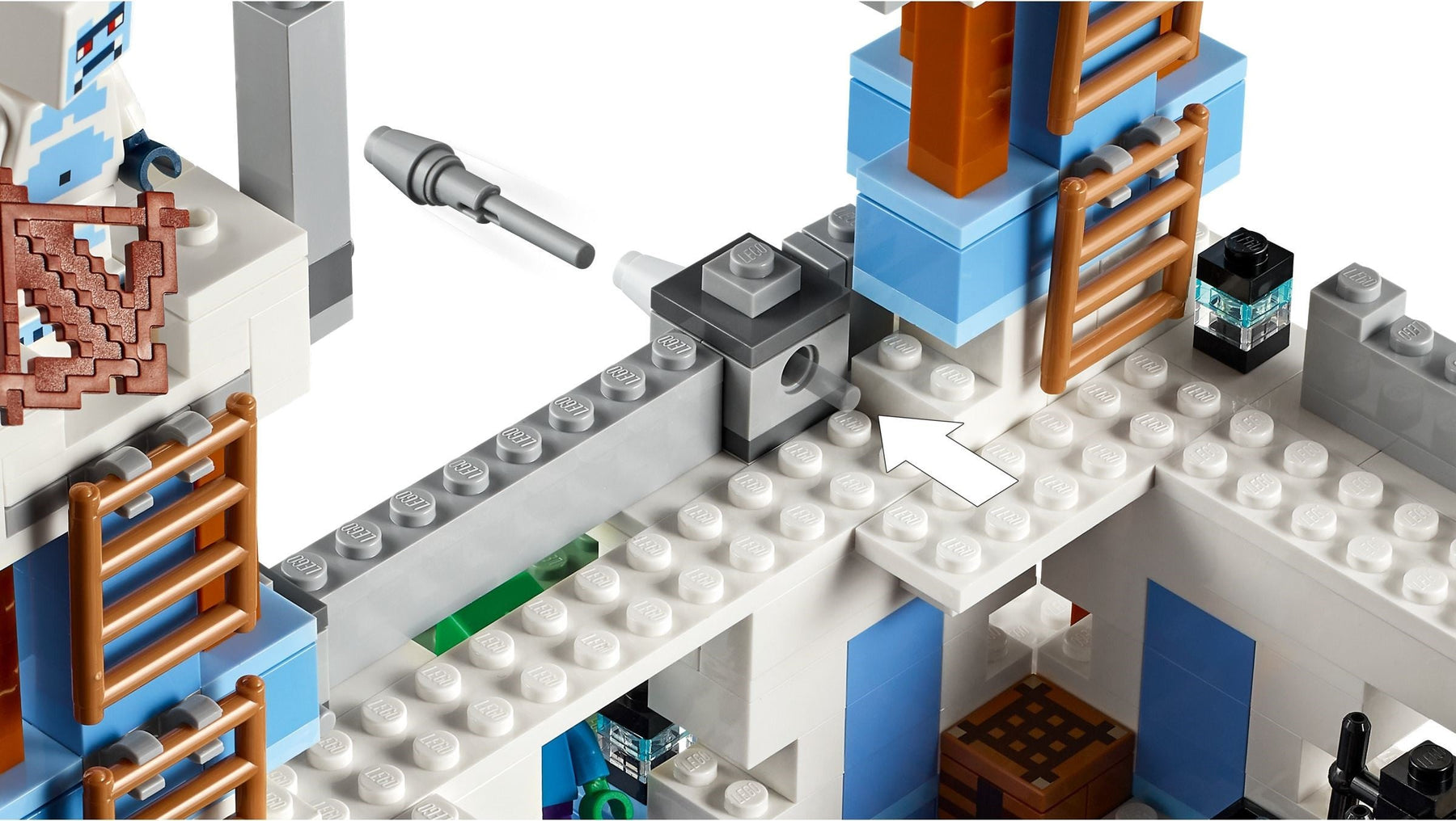 LEGO 21186 Minecraft The Ice Castle – Buildable Playset - SuperSaverAU - view 5