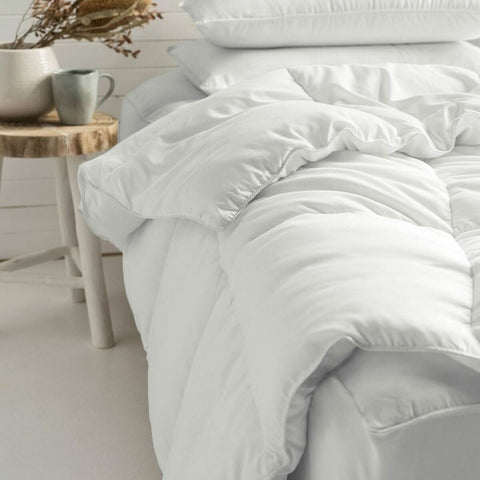 Linen House Comfy Queen Quilt - 380gsm Polyester, Machine Washable - 01879G701