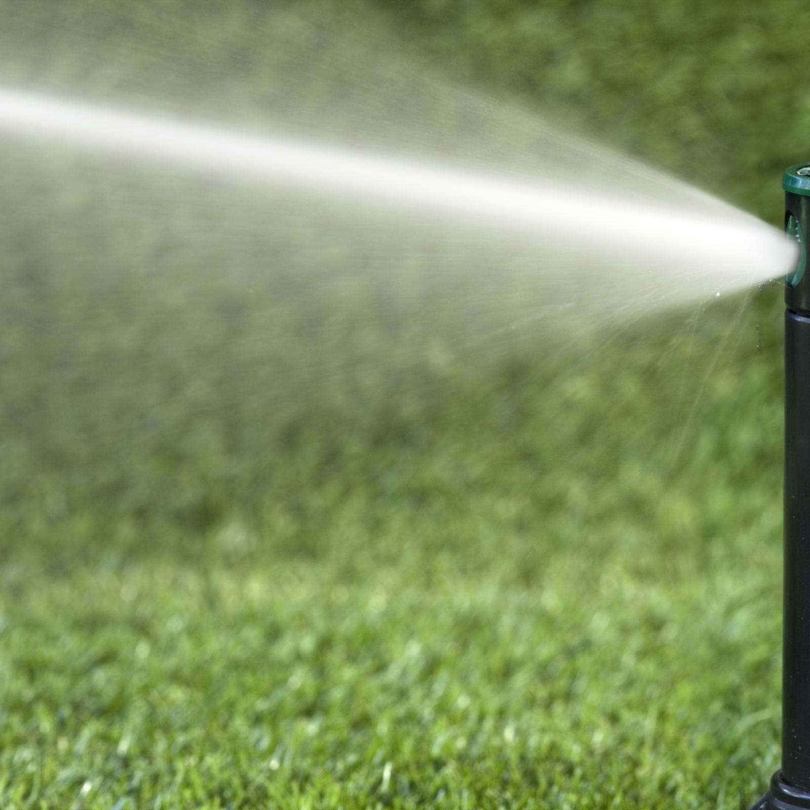 Orbit Voyager II Black Plastic Gear Drive Pop Up Sprinkler Adjustable Spray 55661