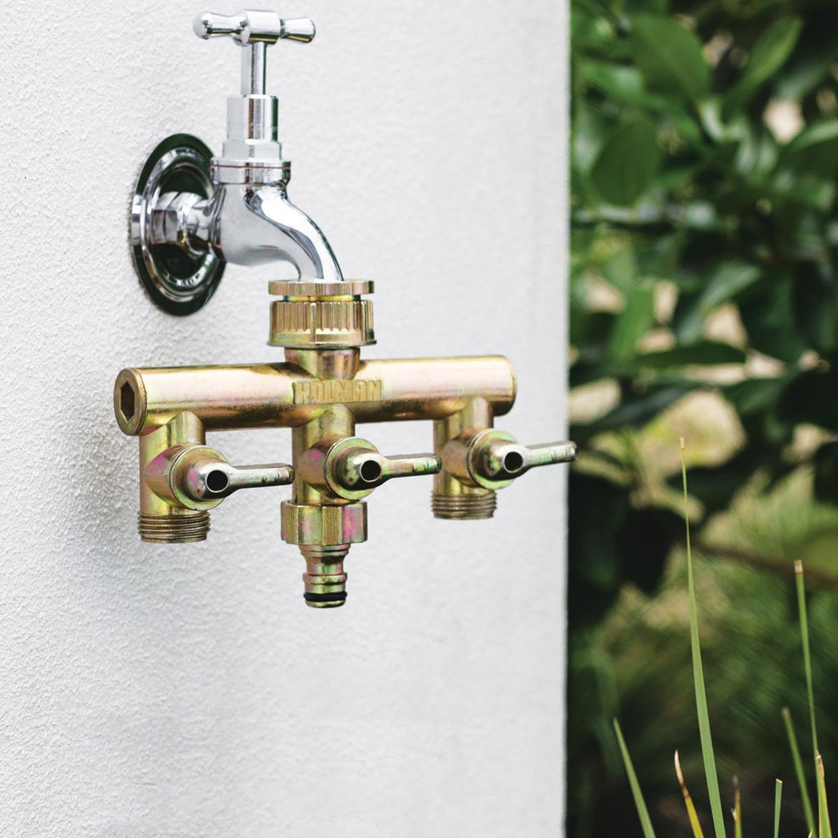Holman 3 Way Metal Tap Outlet - 152mm x 118mm x 56mm - Gold - SuperSaverAU - view 2