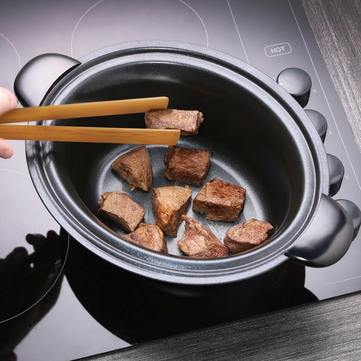 Russell Hobbs 6L Searing Slow Cooker - Stovetop Searing Pot, Digital Timer, Matte Black - RHSC650BLK