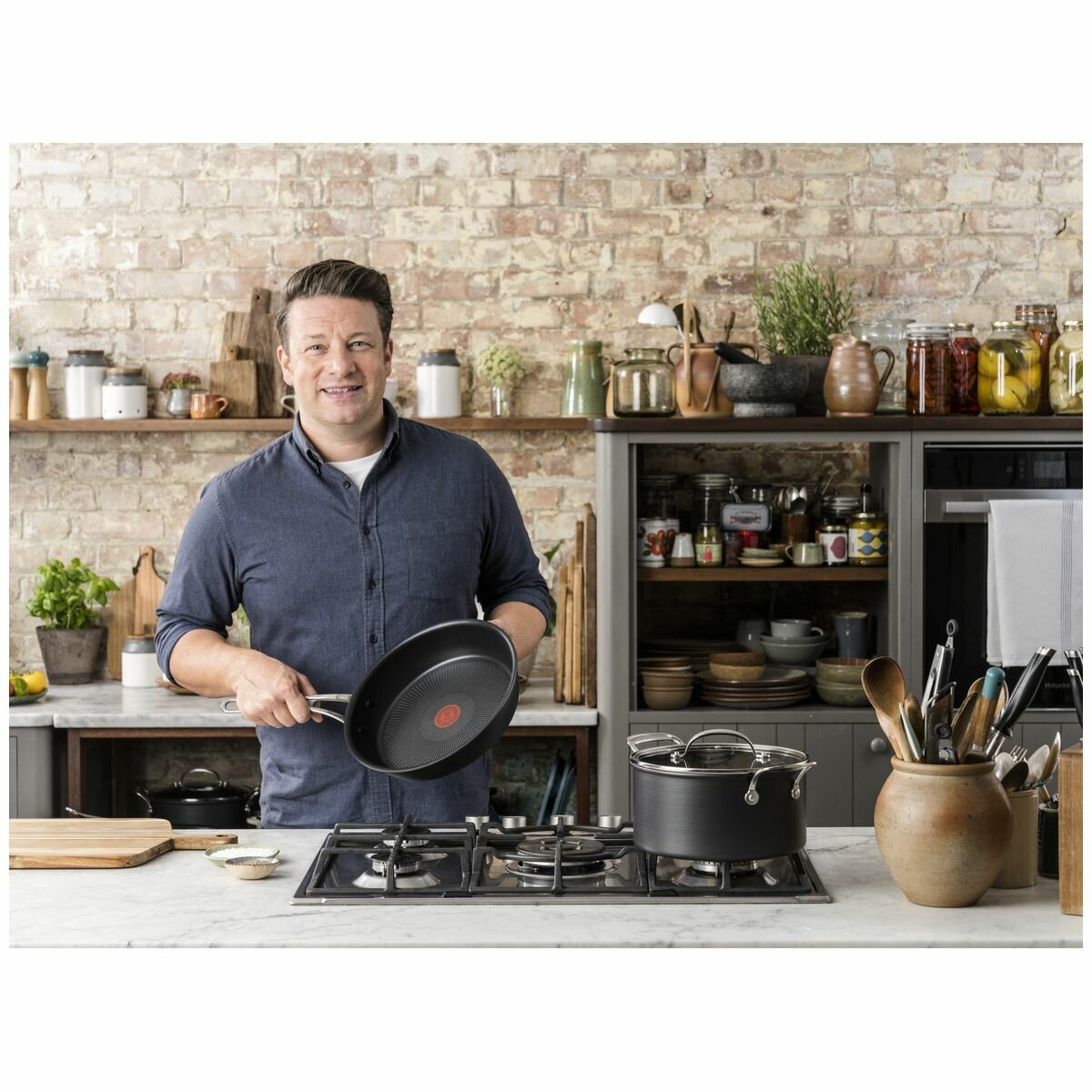 Tefal Jamie Oliver Cook's Classics 24cm Hard Anodised Non-Stick Induction Frypan - H9120444