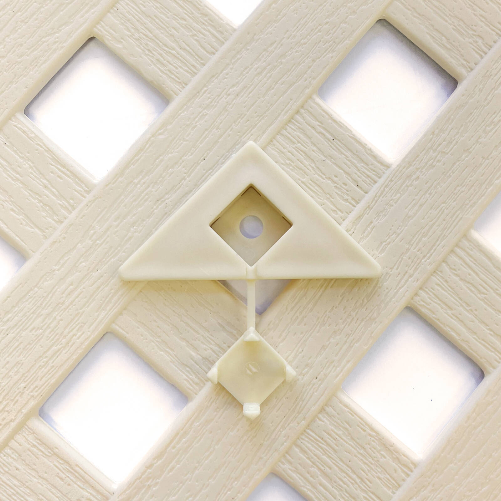 Matrix Diamond Clip Lattice Accessory - Smooth Cream, 34mm, 12 Pack