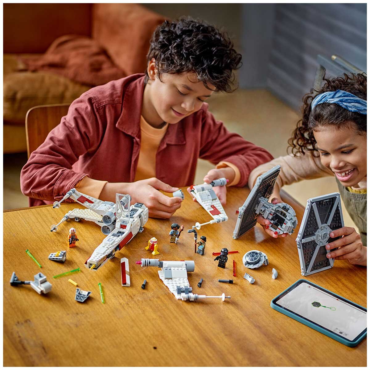 LEGO Star Wars TIE Fighter And X-Wing Mash-up Set 75393 - SuperSaverAU - view 3