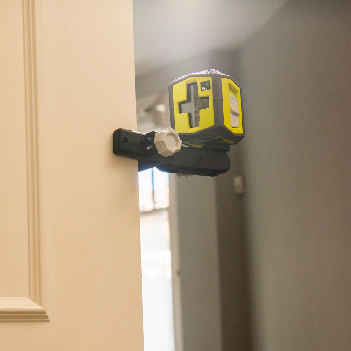 Ryobi 15m Green Cross Line Laser - Self-Leveling - Accurate Alignment - SuperSaverAU - view 3