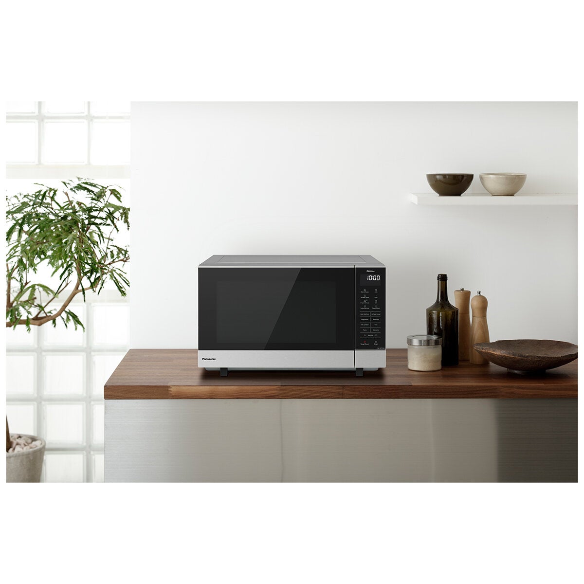 Turntable-Free 1000W Inverter Microwave with 27 Litre Flatbed Cavity from Panasonic NNSF57QSQPQ — image 8