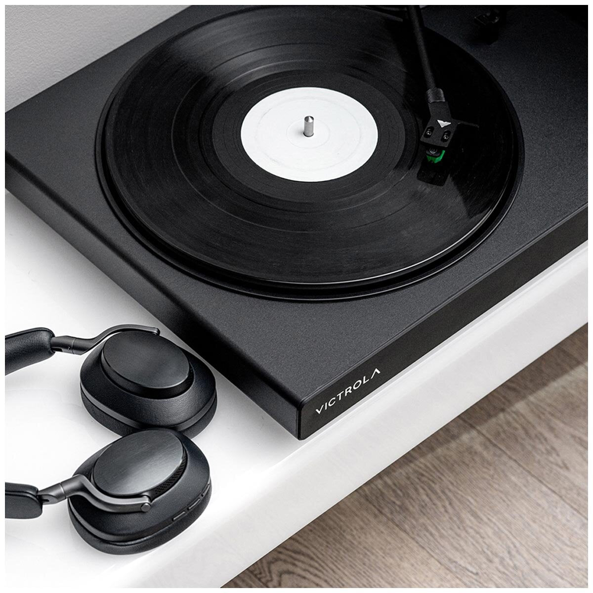 Victrola Hi-Res Onyx Turntable, Bluetooth, AT-VM95E Cartridge, Black, 41.5 x 19.99 x 51 mm - SuperSaverAU - view 7