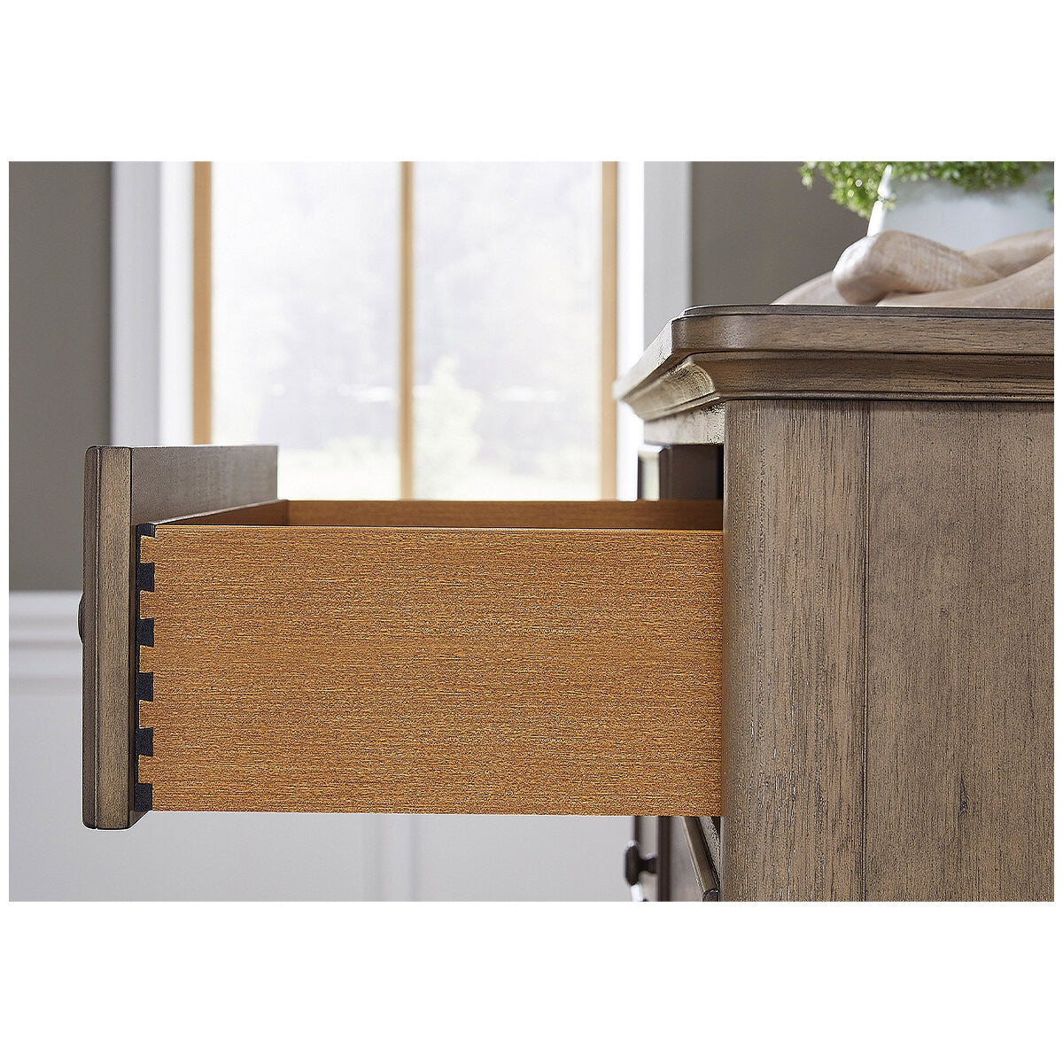 Universal Broadmoore Lila 6 Drawer Dresser - SuperSaverAU - view 6