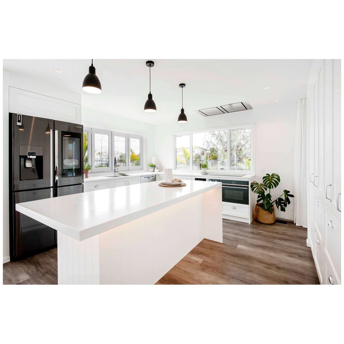 Schweigen 120cm Ceiling Cassette Rangehood - Stainless Steel, 3200m³/h, Remote Control - UM4220-12SEPAK