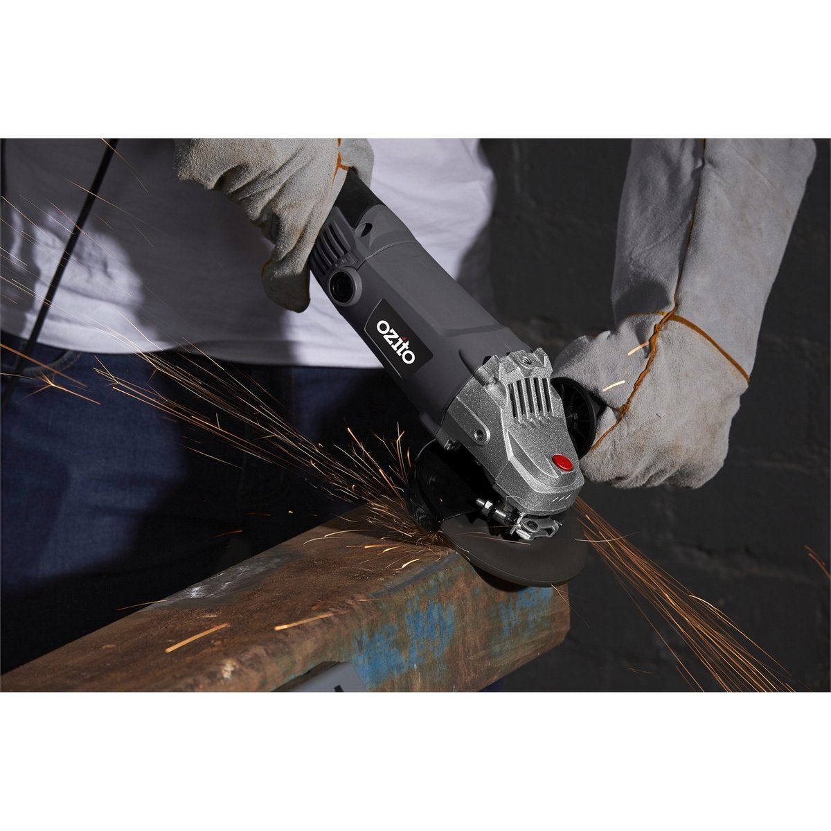 Ozito 125mm 5in Angle Grinder Kit 1200W 12000rpm Side Handle Spindle Lock AGS-0125