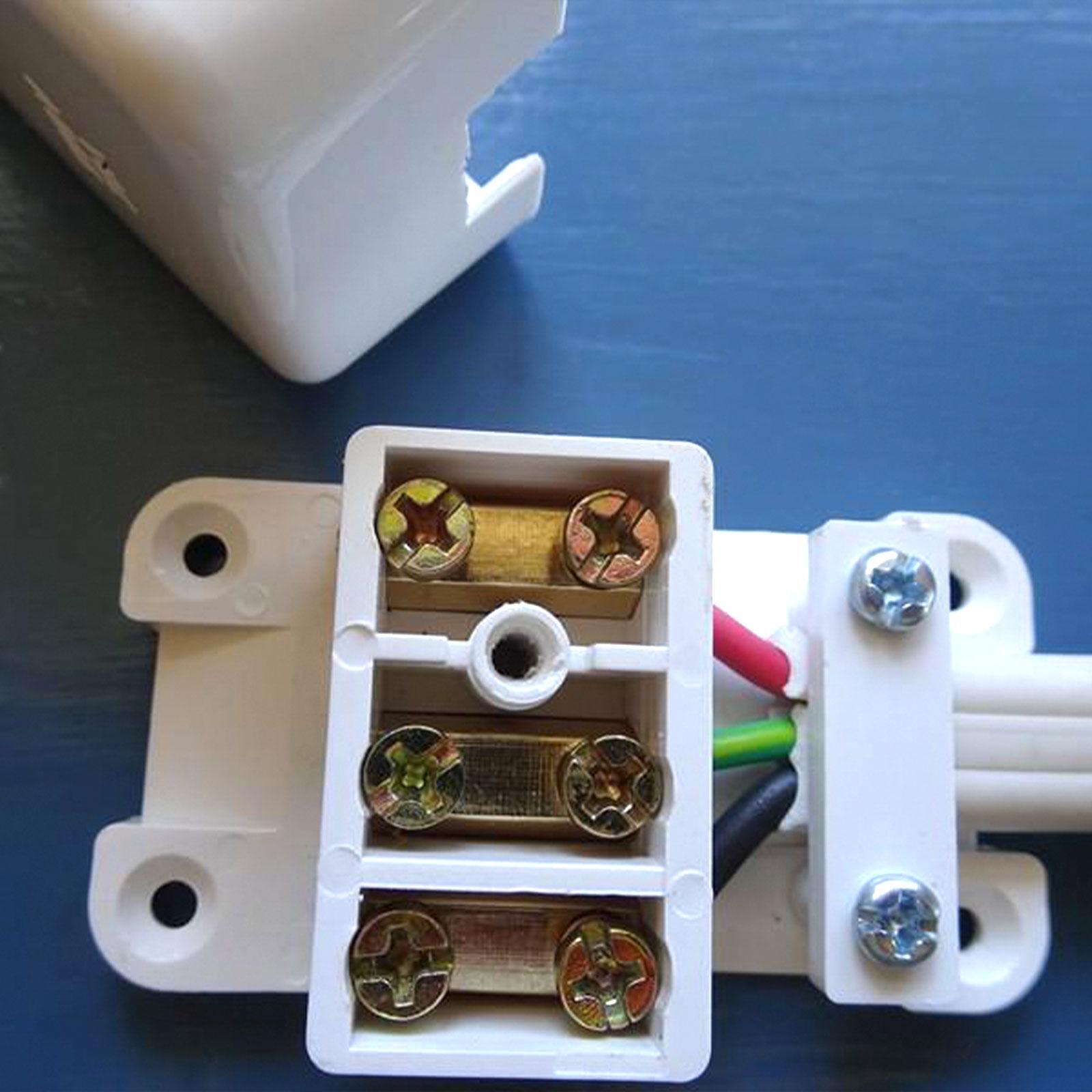 DETA Small Junction Box with 30A Insulated Connectors White Polycarbonate