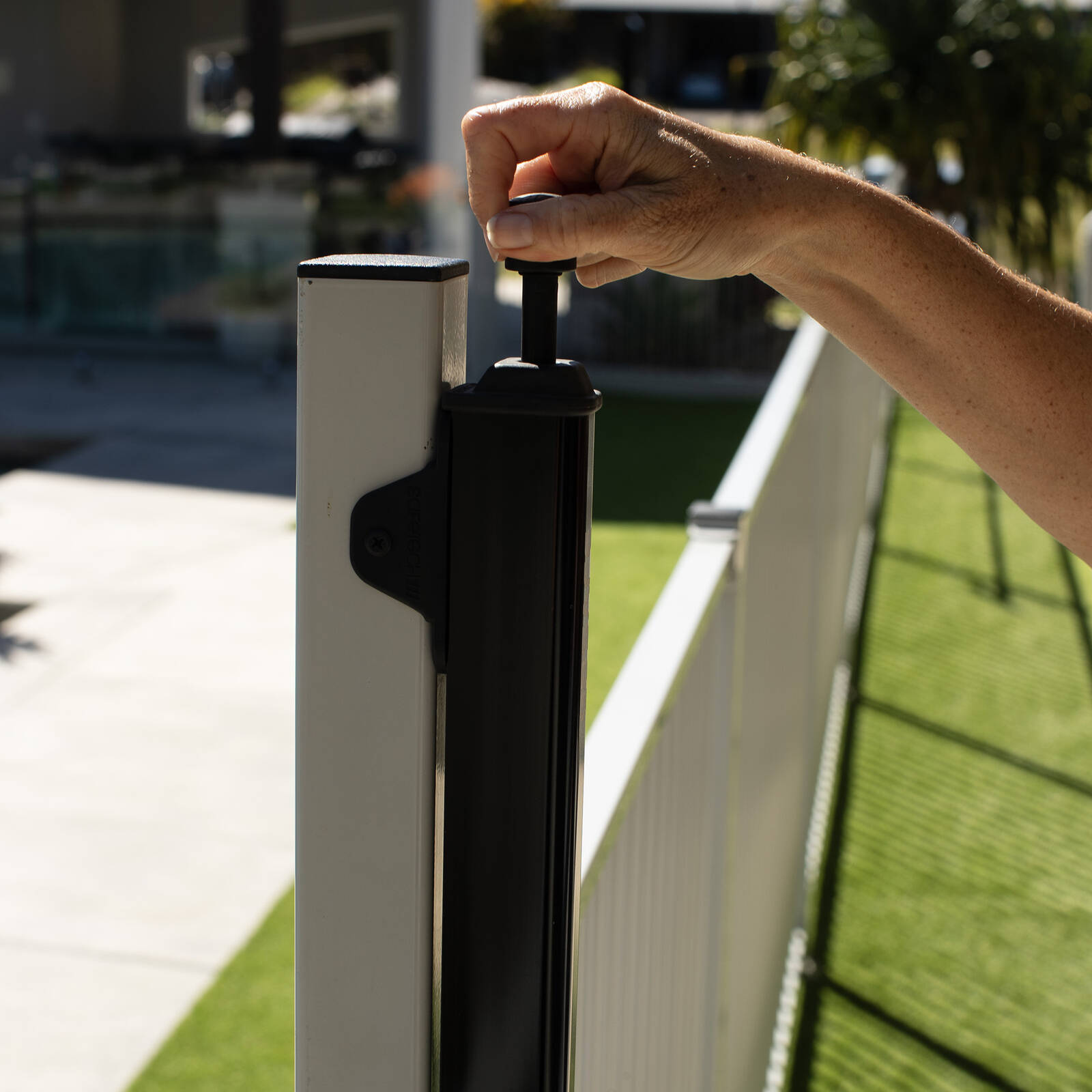 ProtectorAl G8Safe Black Top Pull Key Lockable Pool Gate Latch