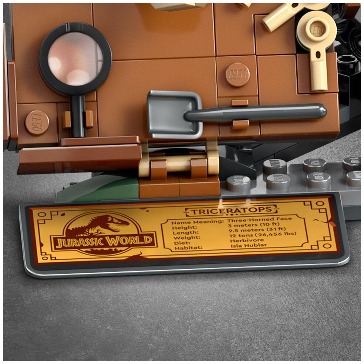 LEGO Jurassic World Dinosaur Fossils: Triceratops Skull Model Set 76969 - SuperSaverAU - view 7