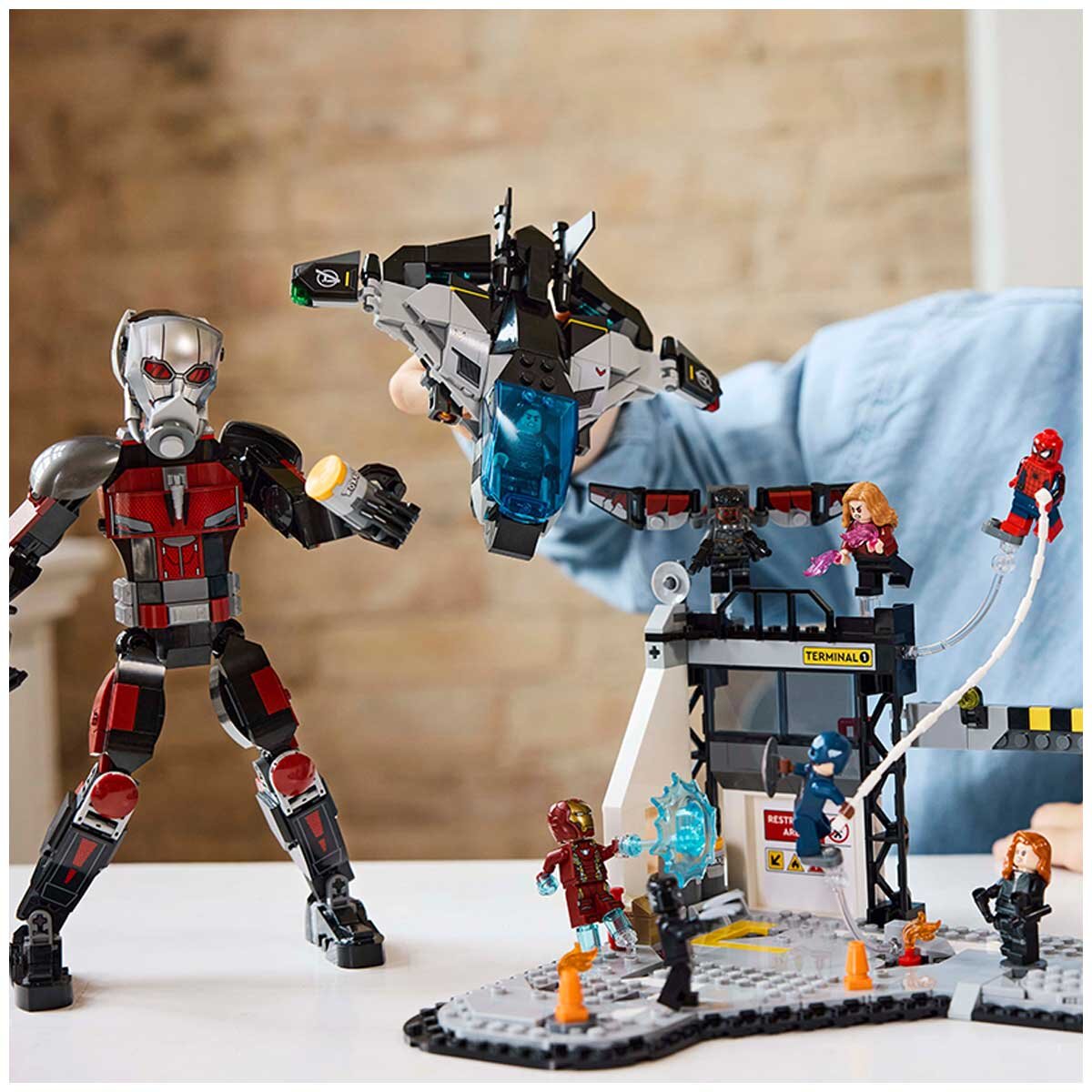 LEGO Marvel Captain America Civil War Action Battle 76314 - SuperSaverAU - view 3