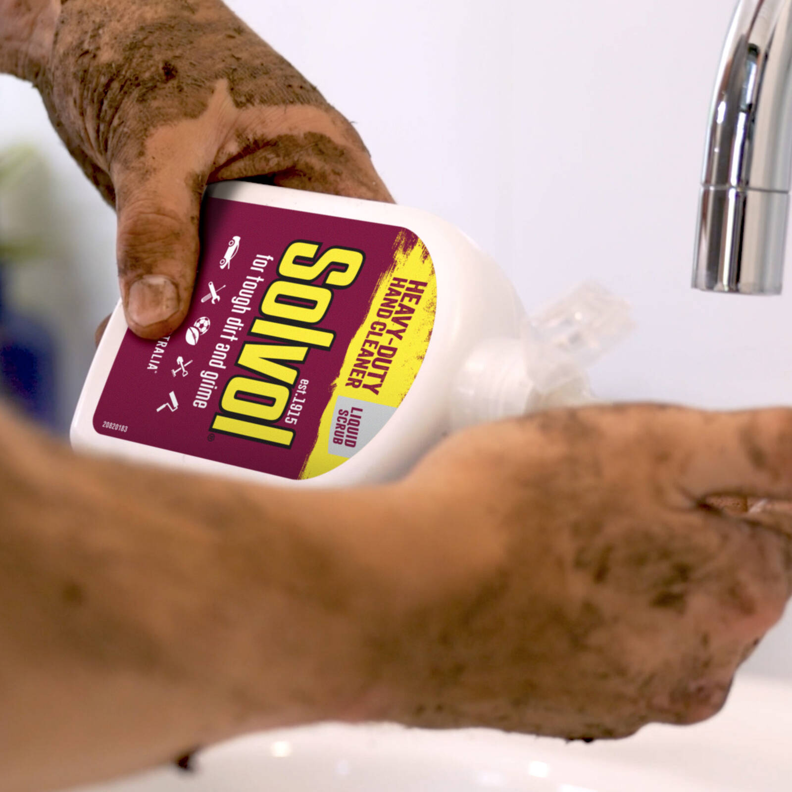 Solvol 500ml Liquid Hand Cleaner with Citrus Oils and Fine Granules