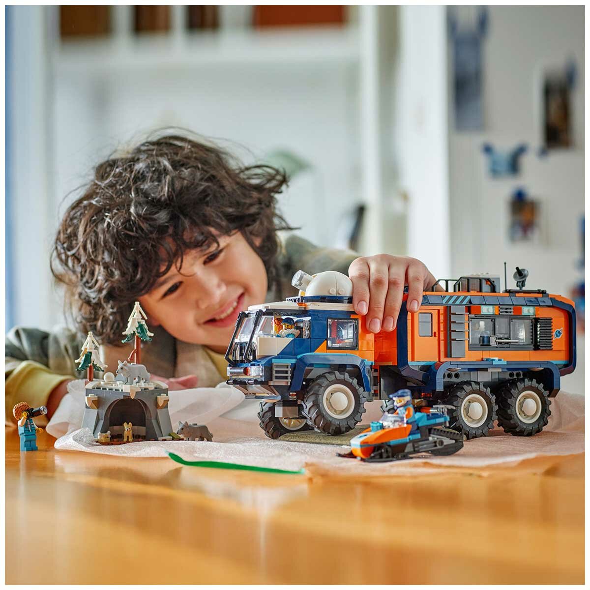 LEGO City Arctic Explorer Science Lab Truck 60471 with 6 Wheel Suspension, Rotating Rooftop Observatory, 5 Explorer Minifigures, 3 Arctic Wolf Figures, 1,064 Pieces - SuperSaverAU - view 4
