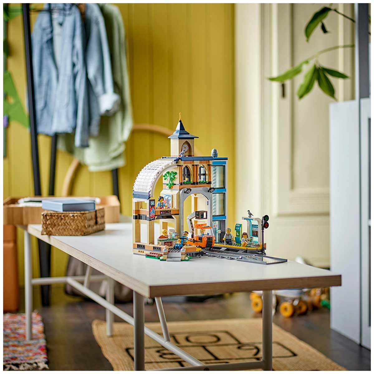 LEGO City Central Train Station 60469 with Clock Tower, Coffee Bar, Lift, and Railway Maintenance Vehicle - SuperSaverAU - view 4