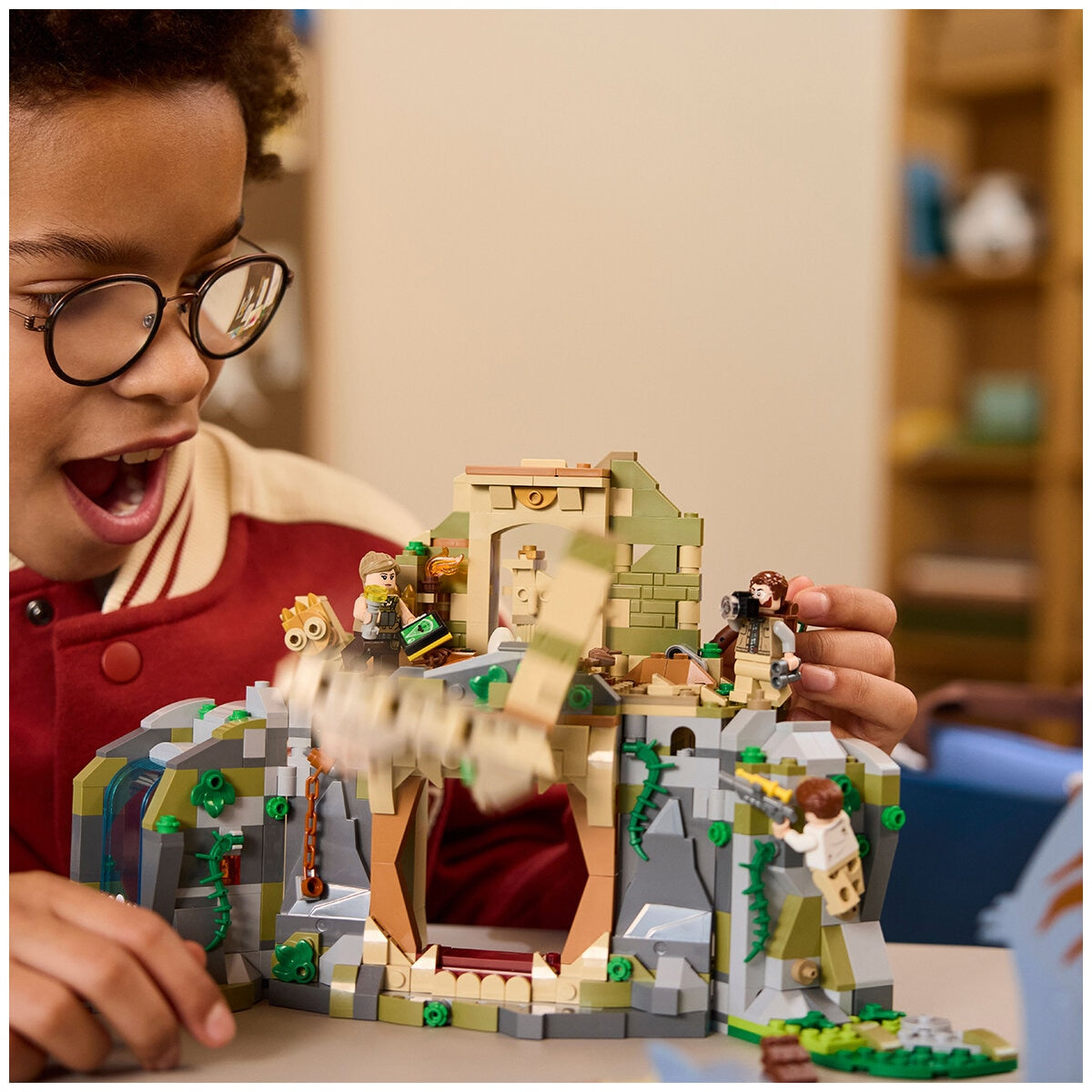 LEGO Jurassic World Spinosaurus And Quetzalcoatlus Air Mission 76976 Dinosaur Toy Set with 984 Pieces - SuperSaverAU - view 7