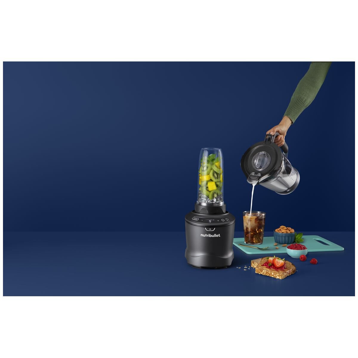 NutriBullet SmartSense Blender Combo 1.8L Pitcher - 1500W Motor, Five Speeds, Black - NBF07700-1507