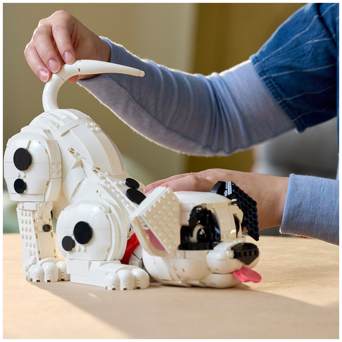 LEGO Disney 101 Dalmatians Puppy 43269 Building Set | Customisable Dalmatian | 1,722 Pieces | Nostalgic Gift for Disney Fans - SuperSaverAU - view 4