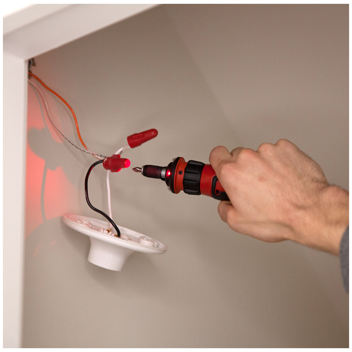 4V SKIL Multi-Tool Screwdriver with Circuit Sensor Technology, USB Charging, LED Light - SuperSaverAU - view 9