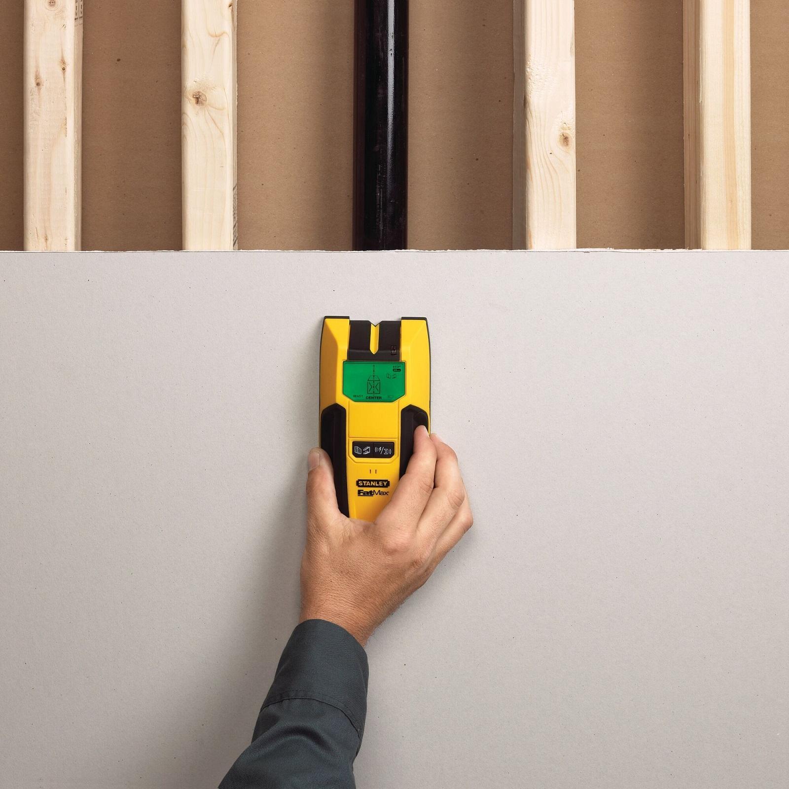 Stanley FatMax Sensor 300 Stud Finder, Wall Detector, Battery Powered, FMHT77407
