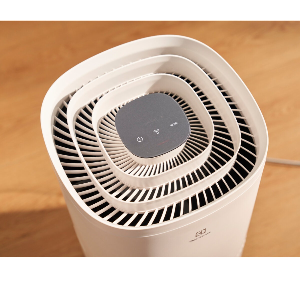Electrolux UltimateHome 500 Air Purifier - 4 Stage Filters, 54m² Room, App Control, Shell White - EP53-47SWA