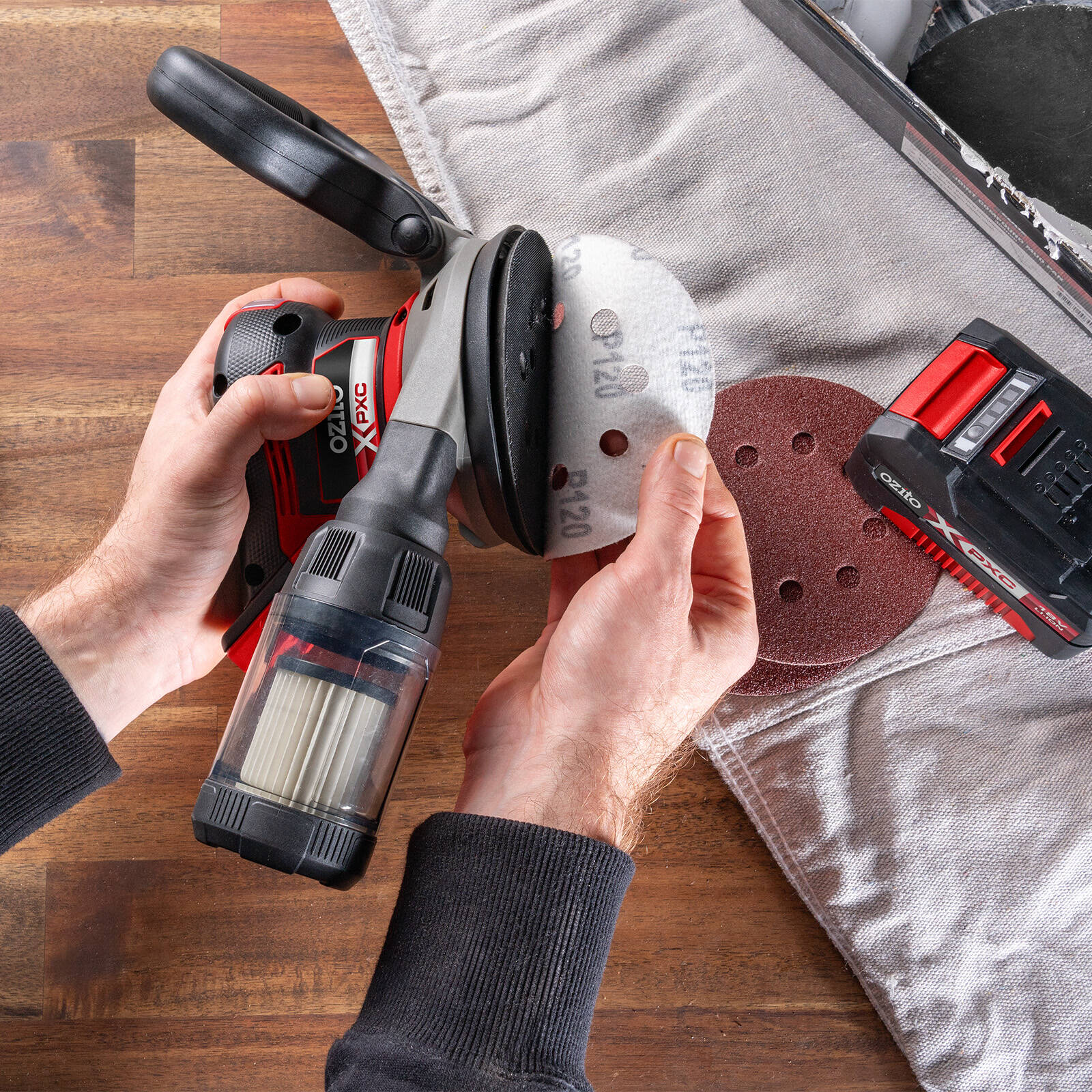 Ozito PXC 18V Brushless 125mm Cordless Random Orbital Sander Skin Only PXBROS-125